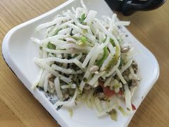 雪菜芦苇根肉丝-品鲜村农家菜·阳澄湖大闸蟹(总店)