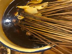 -拈签一笑黄牛肉辣卤串串