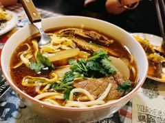 三宝骨汤牛肉面-鼓楼吃面·肉啃肉(南锣鼓巷店)