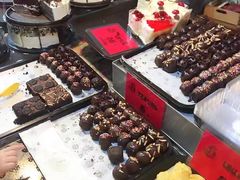 -席娜卡琳火车铁道夜市