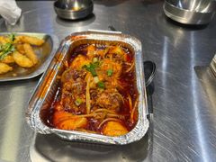 -马路牙子烧烤馄饨酒馆(望京店)