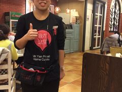 -闫府私房菜(经四路万达店)