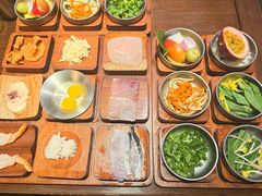 -银米·云南传统过桥米线(双廊黑金冠店)