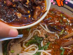 -云阿蛮云南生烫牛肉米线(奉贤路店)