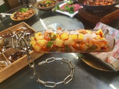 菠萝虾仁-昆虫窝子·特色云南菜(拓东路总店)