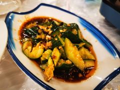 -霄汉牛三鲜湖北砂锅菜(万松园2店)