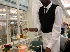 -The Diamond Jubilee Tea Salon at Fortnum & Mason