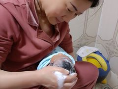 -爱月宝月嫂·育儿嫂