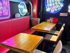 -霸气大叔干锅鸭头·龙虾烧烤·川菜·赛事直播(三里屯店)