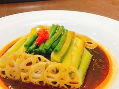 -乡村馕坑肉·烧烤·新疆菜·本地人更爱吃(阿勒泰首店)