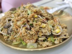 -覃记海鲜美食餐厅