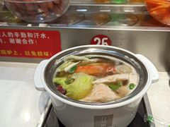 -百品聚旋转火锅(万德庄店)