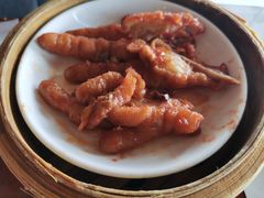-荣誉国际酒店-云顶旋转餐厅
