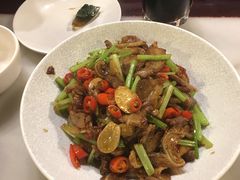 -嘉丰湘菜馆(芳群园店)