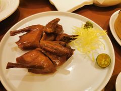 红烧乳鸽-杭州JW万豪酒店-万豪中餐厅