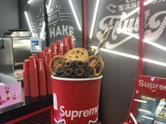 雷鬼奶昔-Supreme tea