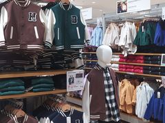 -优衣库(石家庄裕华万达广场店)