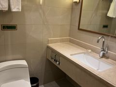 -维也纳国际酒店·西京医院胡家庙地铁站店