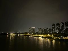 -南京眼步行桥
