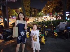-东关街美食广场