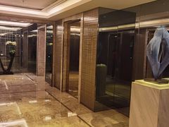 -上海宝华万豪酒店