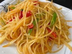 -撒拉人家.酸菜牦牛肉火锅