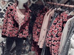 -王府井百货(中州中路店)