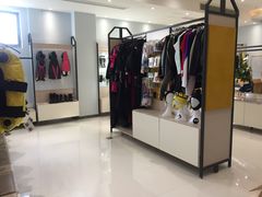 -上海潜殿潜水中心