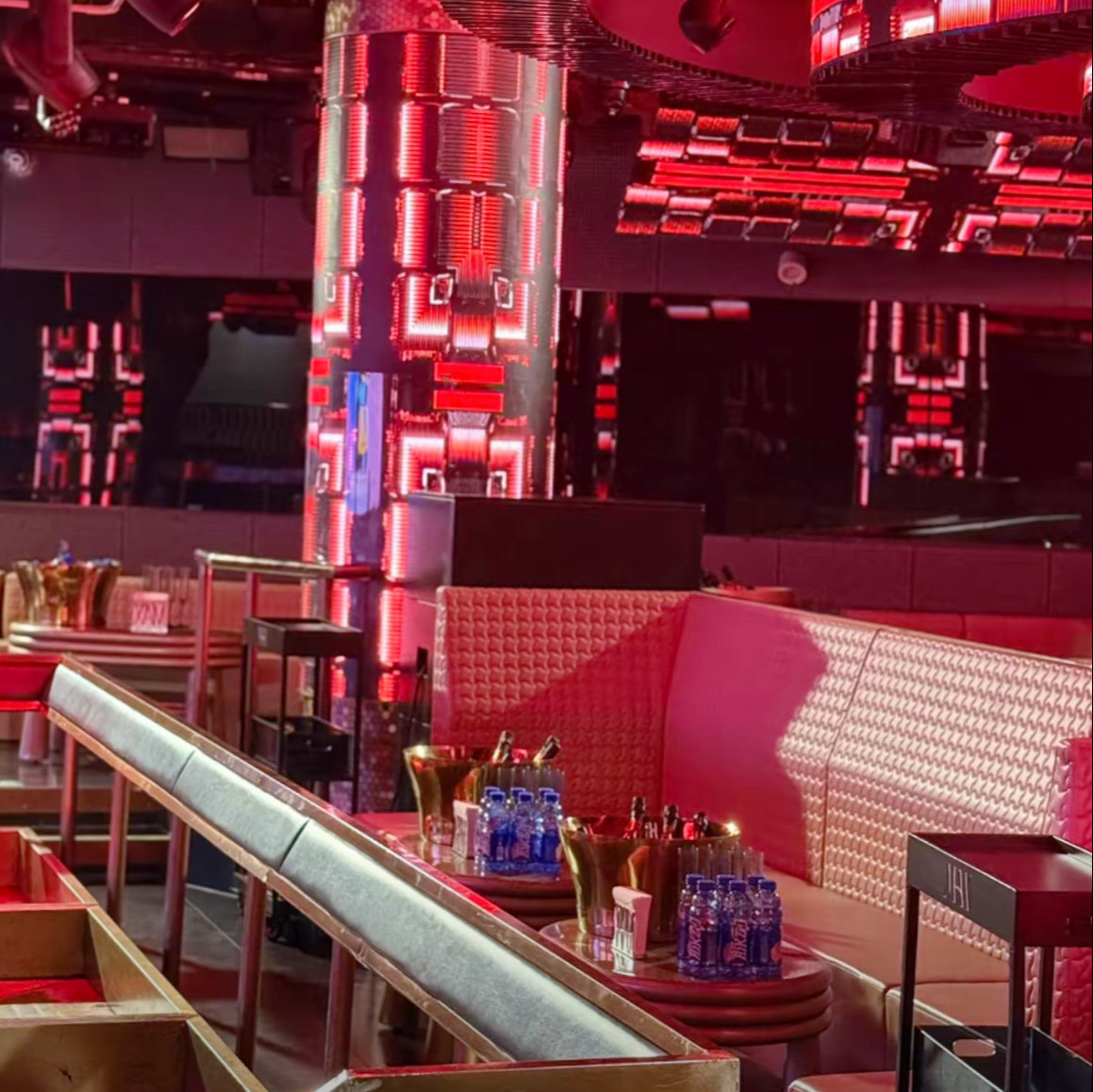 上海夜猫子速来!这家神仙酒吧不冲亏大了✨