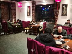 大堂-亿诣蝎府炸酱面羊蝎子火锅(酷车小镇店)