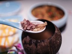 海南槟榔花炖龙骨汤-香香海南菜餐厅