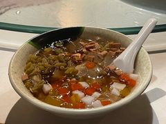 -小凤庭·地道湖北菜武昌鱼·藕汤(38年黄鹤楼店)