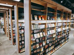 -覔书店(壹方城店)