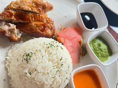 -WOLFGANG PUCK KITCHEN & BAR(迪士尼小镇店)
