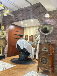 -BarberKiNG男士理发馆Barbershop