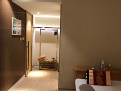 -良子足疗按摩