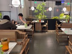 -绿茶餐厅(滨海万达广场店)