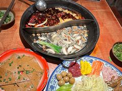 -周小明火锅(黑金冠社区店)