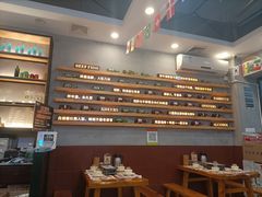 大堂-探唐烧烤(棠东店)