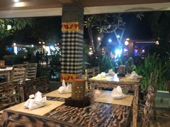 -Mai Mai Restaurant