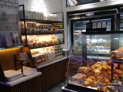 面包甜点陈列柜-幸福西饼面包茶饮(车公庙店)