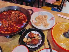 -老闵田螺馆·南昌特色小炒(梦时代店)