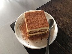 提拉米苏-巷口咖啡馆
