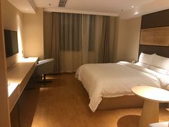 -全季酒店(成都春熙路IFS国金中心店)