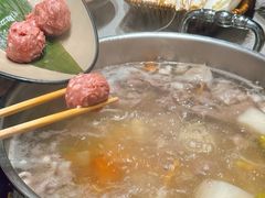 -四点金粥底火锅(沂州里店)