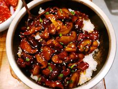 照烧鸡腿饭-九田家黑牛烤肉料理(三墩店)