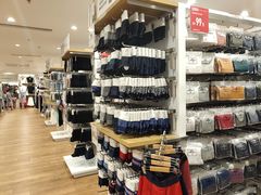 -优衣库(海口秀英万达广场店)