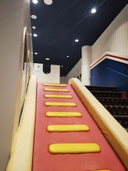 -奈尔宝家庭中心·亲子餐厅(长沙运达汇店)