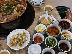 -朝伟清真铜瓢牛肉馆(三十年老·店)