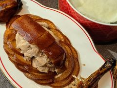 招牌香酥烤鸭-秀儿四九城·新京菜(亚运村鸟巢店)